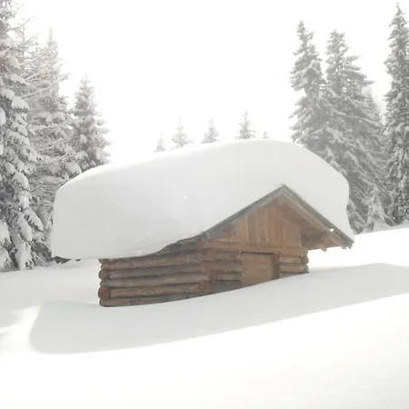 Farm stay Sennhof Huter *