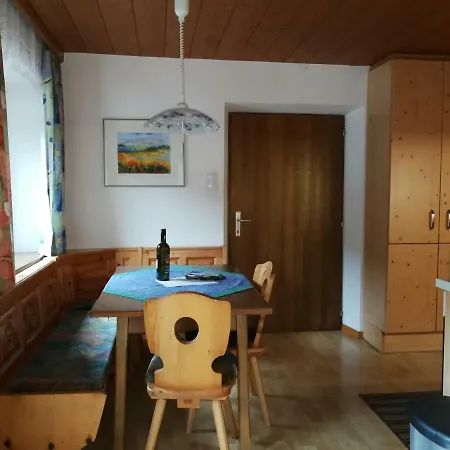Sennhof Huter Farm stay *